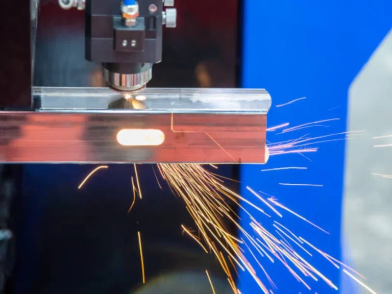 Additive vs. Subtraktive Fertigung (3)