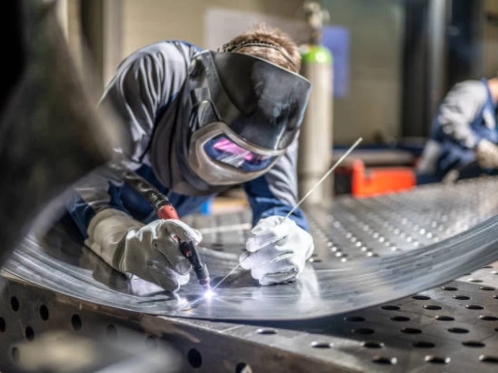 Les 6 premières entreprises de fabrication de tôles (7)