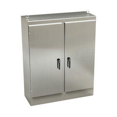 Многодверный свободностоящий шкаф из нержавеющей стали IP55