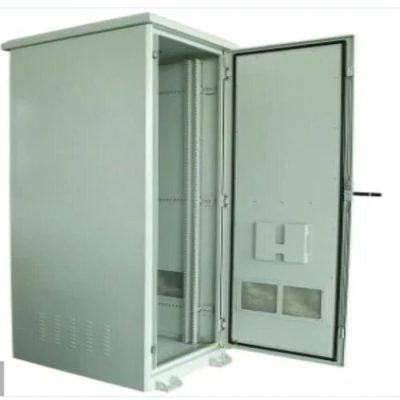 Однодверный свободностоящий шкаф IP55 с дин-рейкой